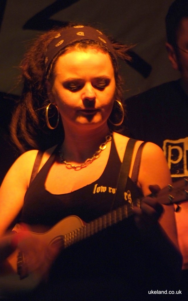 11-DSCF6187